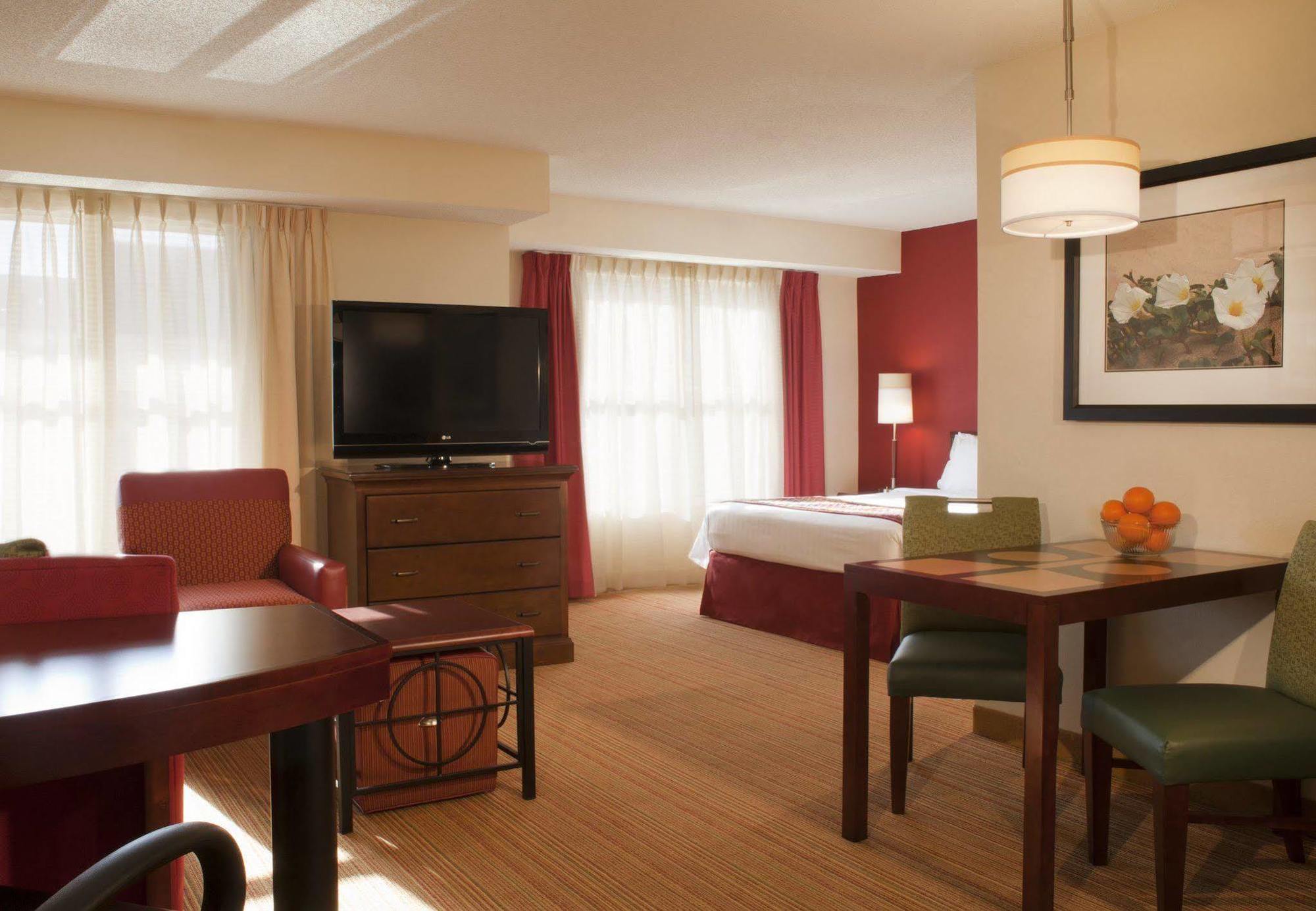 Residence Inn by Marriott Jacksonville Butler Boulevard Rom bilde
